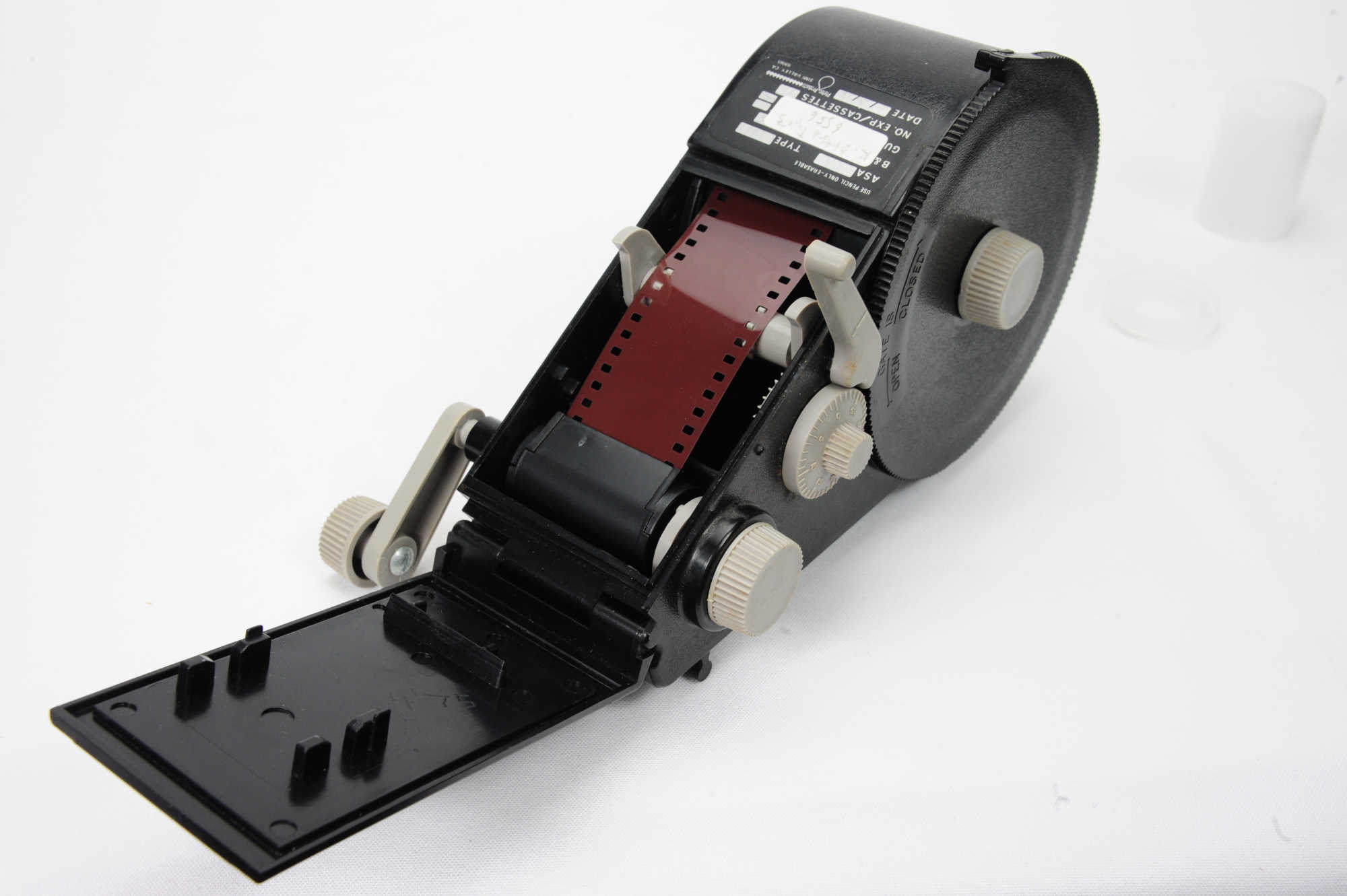 Assembled cassette in Watson film loader